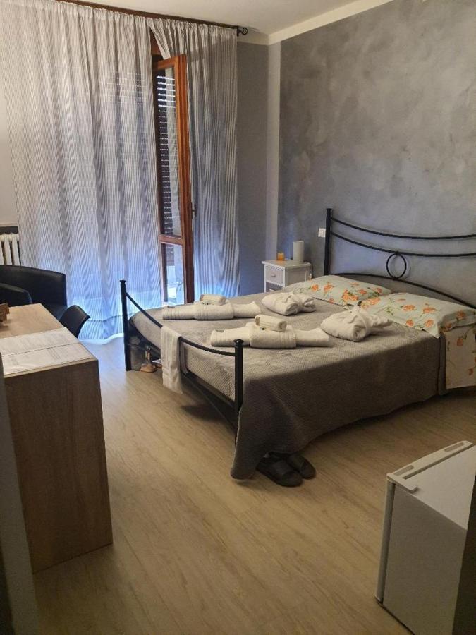 La Casa Di Arturo Hotel Верона Екстериор снимка